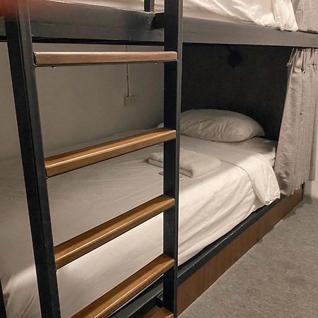 Kudi Hostel Банкок Екстериор снимка