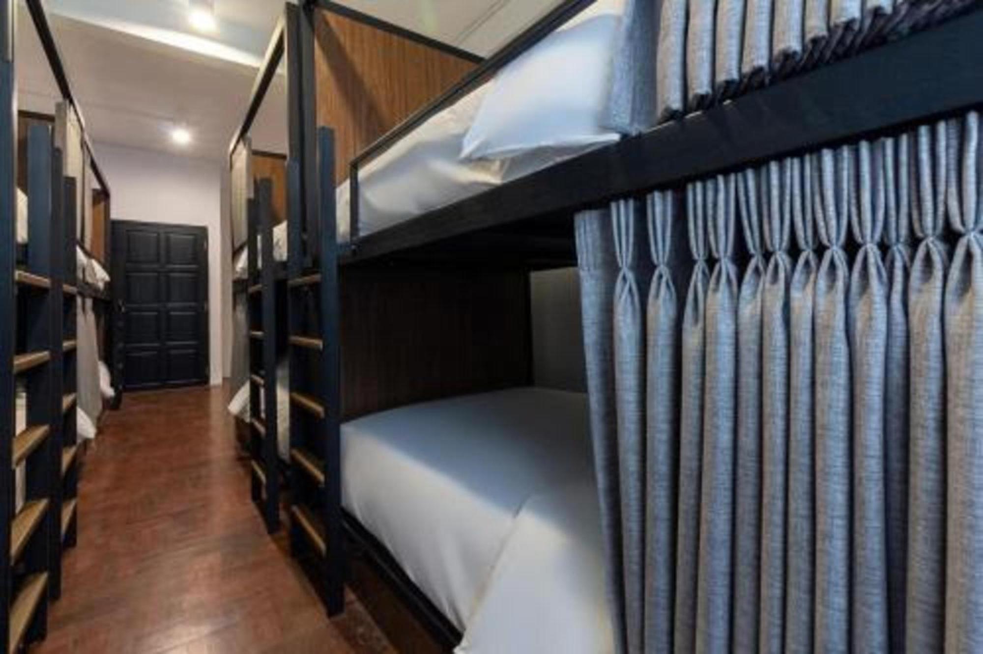 Kudi Hostel Банкок Екстериор снимка