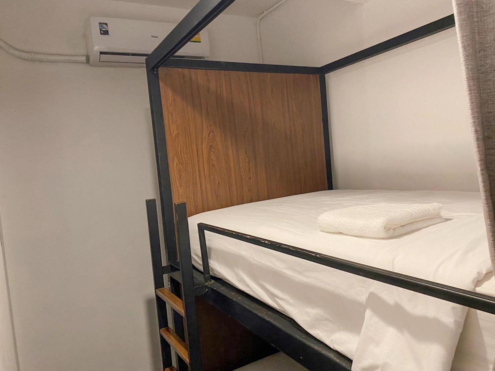 Kudi Hostel Банкок Екстериор снимка