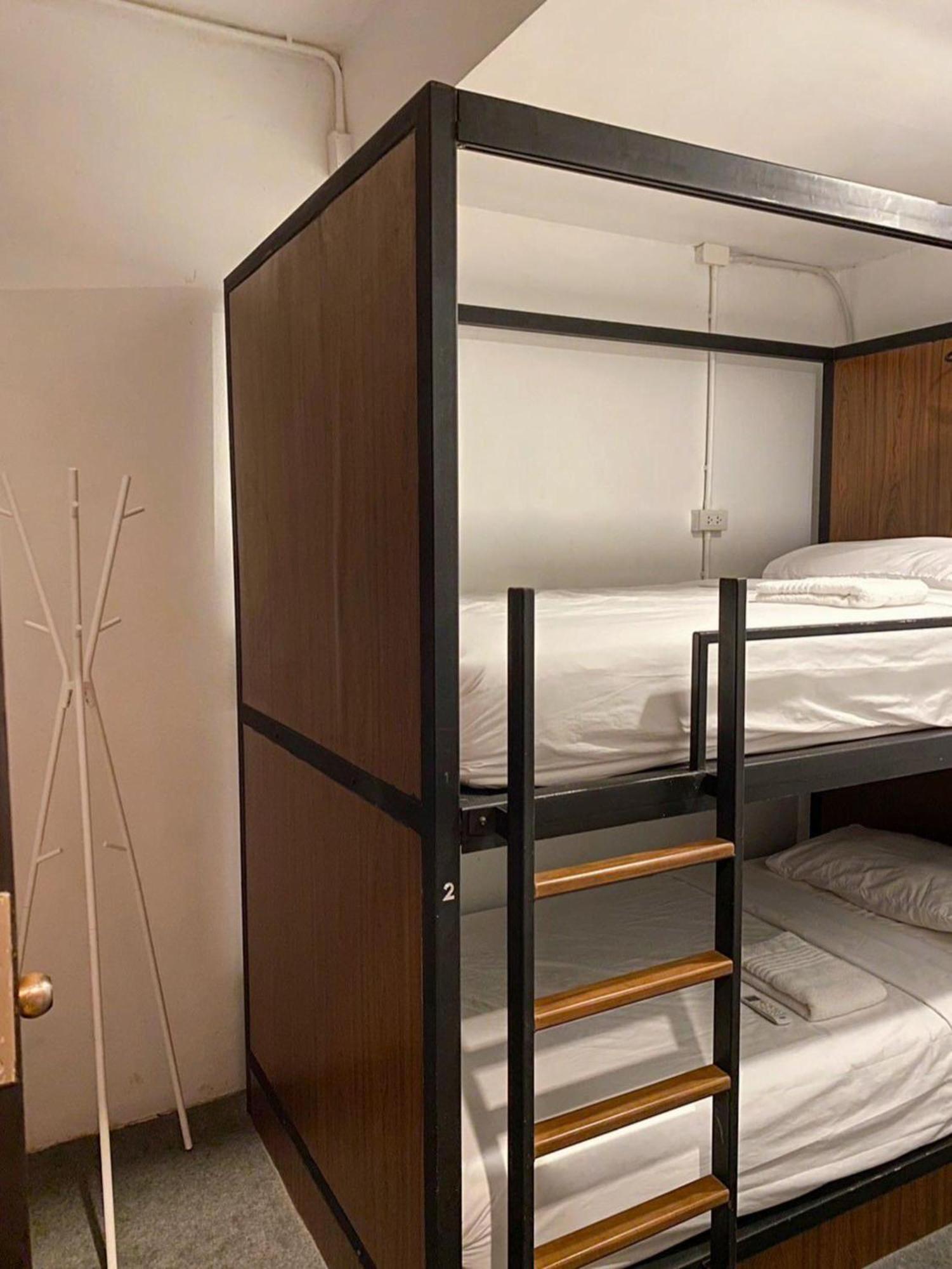 Kudi Hostel Банкок Екстериор снимка