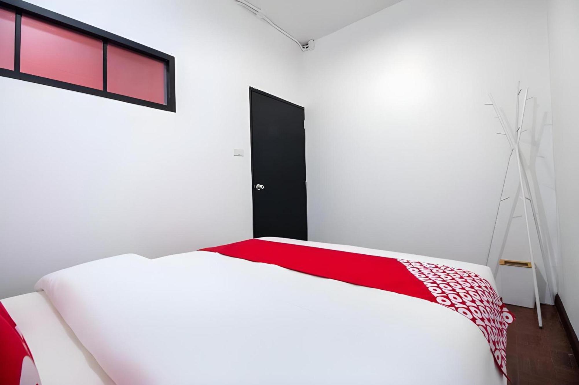 Kudi Hostel Банкок Екстериор снимка